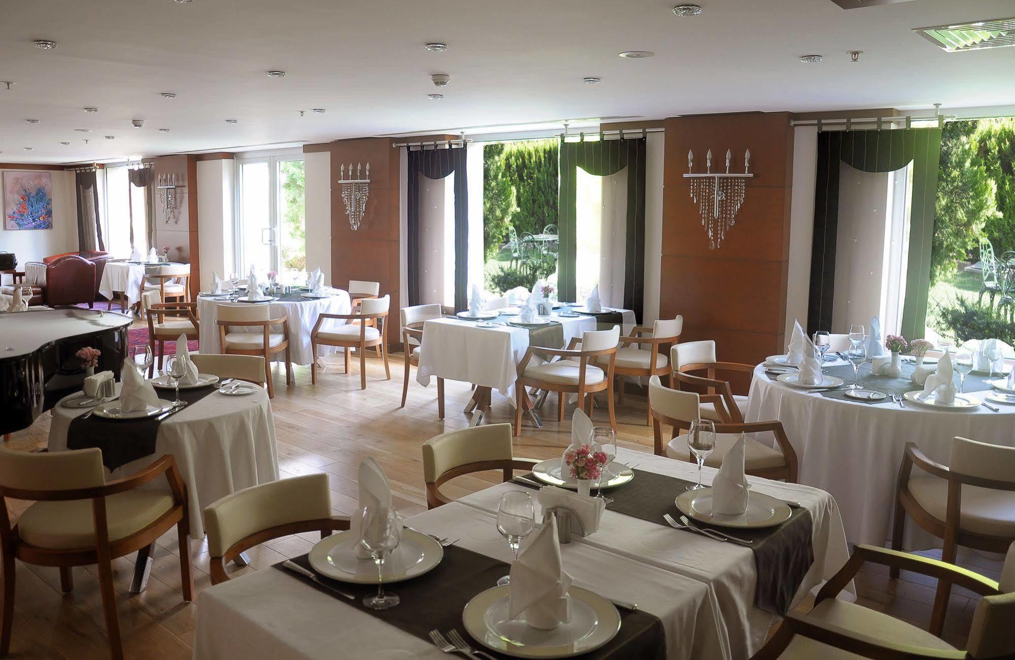 אנקרה Hotel Midi מסעדה תמונה