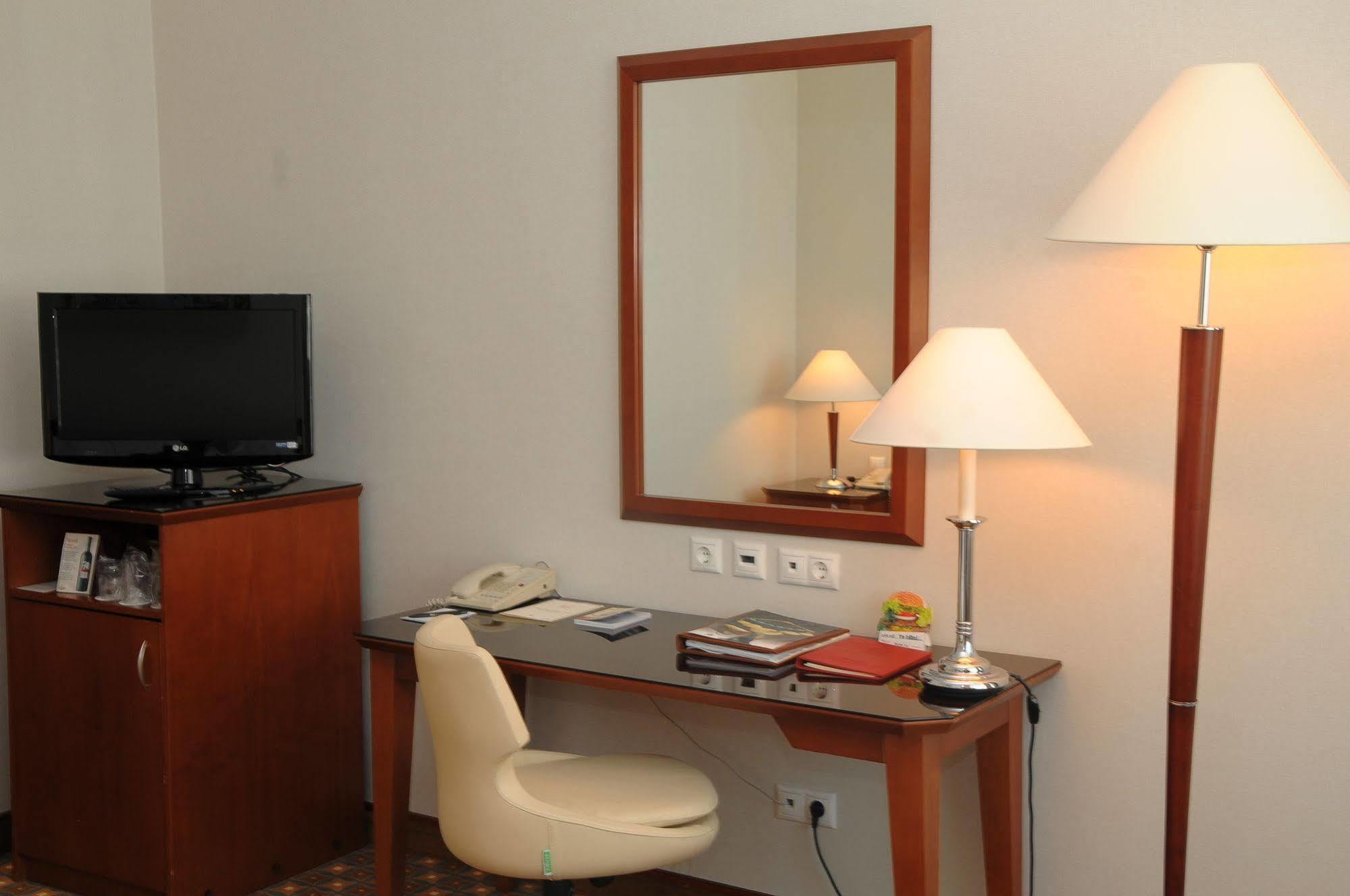 אנקרה Hotel Midi חדר תמונה